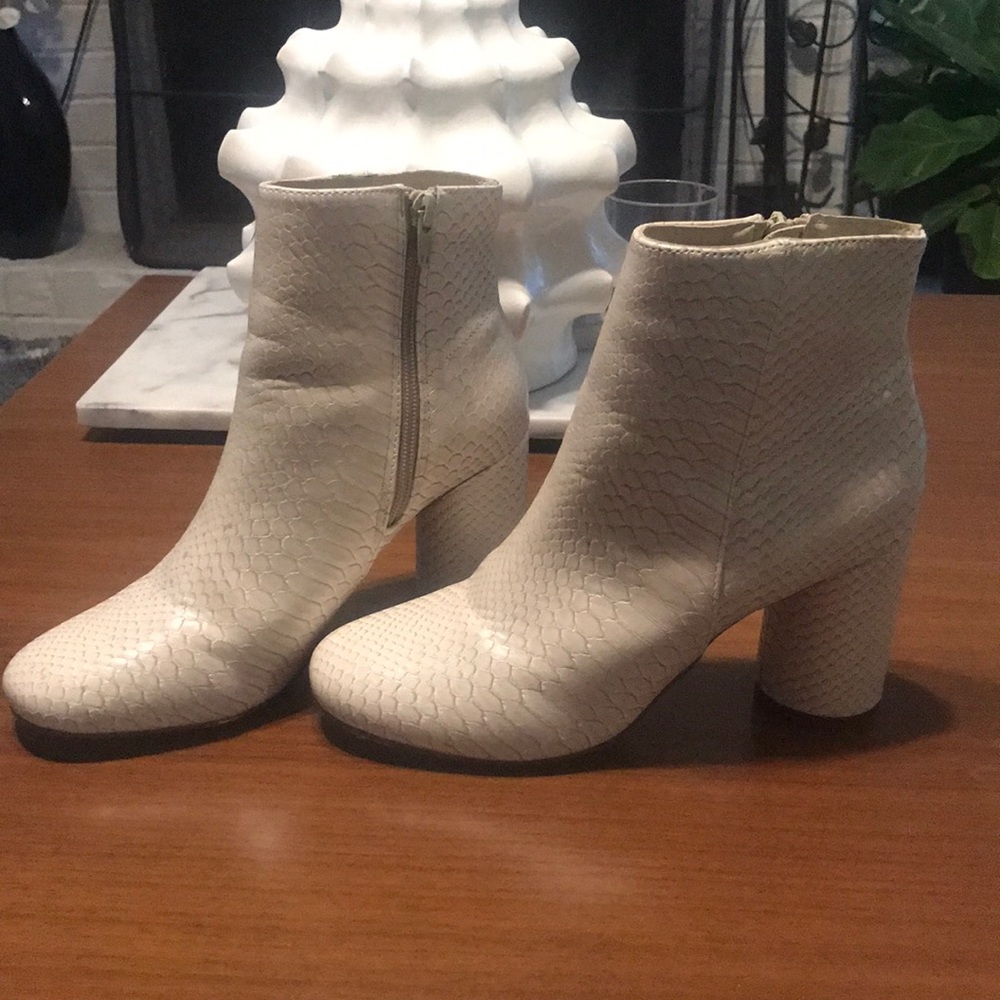 Urban Outfitter booties